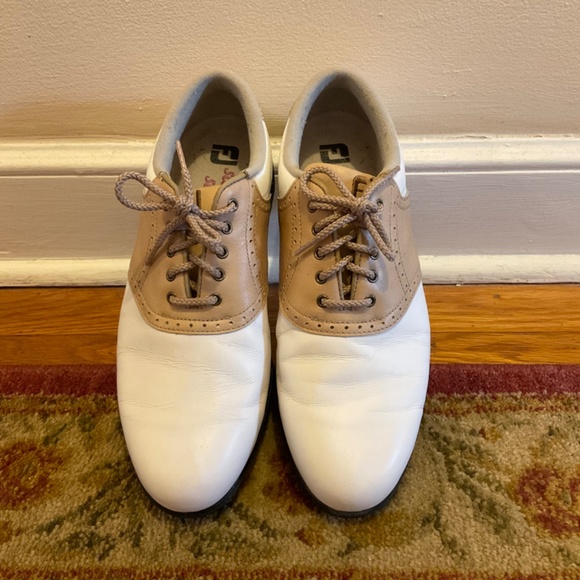 FootJoy Golf Shoe Cleats - Women Sz 7.5 - Classic White Tan Summer Series - Picture 2 of 9
